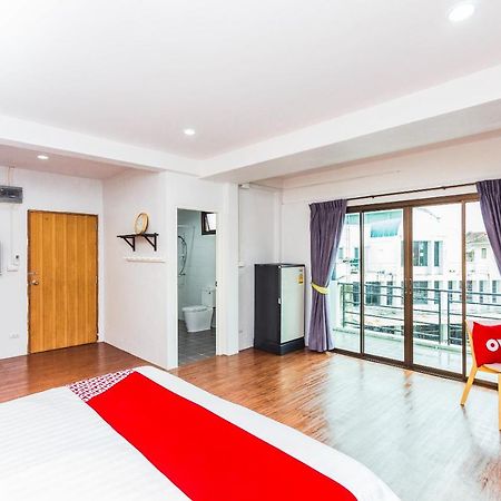 Oyo 435 Frame Residence Пхукет Экстерьер фото
